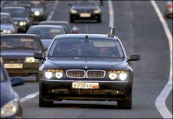 У чиновников отберут служебные машины?