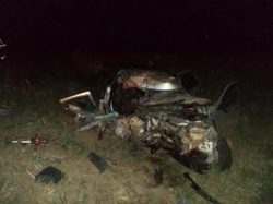 Под Волгоградом на месте ДТП погибли пассажиры Приоры Под Волгоградом на месте ДТП погибли пассажиры Приоры