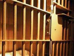 Заключенного убили, а адвокат застрелился сам