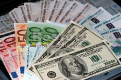Российские банки активно выводят деньги из страны Российские банки активно выводят деньги из страны