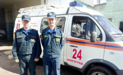В Волжском спасатели вызволили девушку из вентиляционной шахты В Волжском спасатели вызволили девушку из вентиляционной шахты