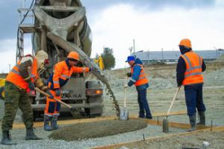 В Волгограде в фундамент стадиона к ЧМ-2018 залили бетон