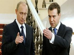 Снова оттепель, Путин и Медведев как данайцы: