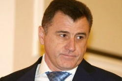 А не накопил  ли волгоградский губернатор на автомобиль?