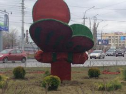 А бабочка крылышками бяк-бяк-бяк … А бабочка крылышками бяк-бяк-бяк …