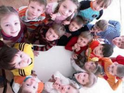 Помочь многодетным семьям и деньгами, и бесплатными земельными участками