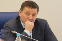 Губернатор Волгоградской области Андрей Бочаров проводит пресс-конференцию Губернатор Волгоградской области Андрей Бочаров проводит пресс-конференцию