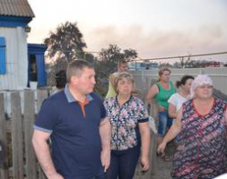 В Волгоградской области сгорели 10 домов В Волгоградской области сгорели 10 домов