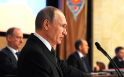 Владимир Путин на коллегии ФСБ напомнил о недругах Владимир Путин на коллегии ФСБ напомнил о недругах