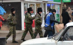 В Волгограде у торгового центра нашли подозрительный пакет