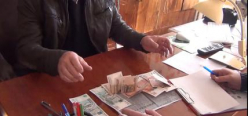 В Волгоградской области преподаватель автошколы попался на взятке В Волгоградской области преподаватель автошколы попался на взятке