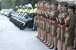 Девушки-регулировщицы и полицейские на мотоциклах выйдут на волгоградские улицы Девушки-регулировщицы и полицейские на мотоциклах выйдут на волгоградские улицы