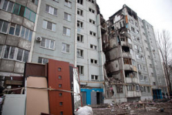 В Волгограде разрушенный взрывом дом на Космонавтов 47, демонтируют с помощью техники В Волгограде разрушенный взрывом дом на Космонавтов 47, демонтируют с помощью техники