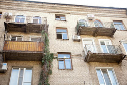 В Волгоградской области 467 домов, износ которых превышает 70 процентов В Волгоградской области 467 домов, износ которых превышает 70 процентов