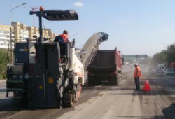 В Волгограде дорожные работы ведутся на трех участках шоссе Авиаторов В Волгограде дорожные работы ведутся на трех участках шоссе Авиаторов