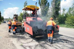 В Советском районе Волгограда приступили к ямочному ремонту дорог В Советском районе Волгограда приступили к ямочному ремонту дорог