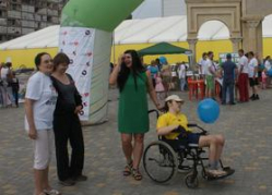 Многодетные родители и инвалиды смогут обращаться в органы власти без очереди Многодетные родители и инвалиды смогут обращаться в органы власти без очереди