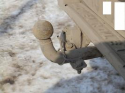 В Каменск-Уральском водитель тащила на своем фаркопе двухлетнюю девочку В Каменск-Уральском водитель тащила на своем фаркопе двухлетнюю девочку