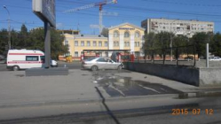 Волгоградец протаранил бетонное ограждение туннеля метротрама Волгоградец протаранил бетонное ограждение туннеля метротрама
