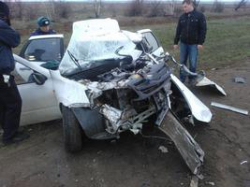 Под Волгоградом Гранта столкнулась с грузовиком Под Волгоградом Гранта столкнулась с грузовиком