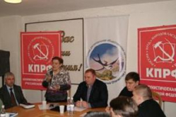 В Волгограде коммунисты помянули Сталина и обратили внимание на женщин В Волгограде коммунисты помянули Сталина и обратили внимание на женщин