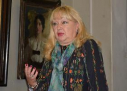 Наталья Гвоздикова рассказала в Волгограде, о чем она шепнула Путину Наталья Гвоздикова рассказала в Волгограде, о чем она шепнула Путину