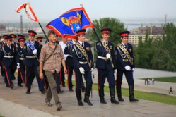 Волгоградские полицейские провели для кадетов из Ростова-на-Дону экскурсию по городу-герою Волгоградские полицейские провели для кадетов из Ростова-на-Дону экскурсию по городу-герою