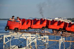 В Волгограде, наконец, озаботились безопасностью детских аттракционов