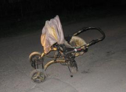 Под Волгоградом мотоциклист наехал на детскую коляску с ребенком Под Волгоградом мотоциклист наехал на детскую коляску с ребенком