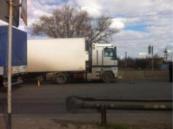 В Волгограде женщину сбила фура с полуприцепом В Волгограде женщину сбила фура с полуприцепом