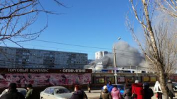 В Волгограде горел рынок в Дзержинском районе В Волгограде горел рынок в Дзержинском районе