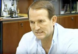 Виктор Медведчук считает, что «Запад» снял с довольствия правительство Яценюка