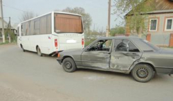 Под Волгоградом пассажирский VOLGABUS врезался в Мерседес