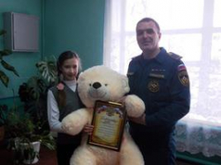 В Волгоградской области шестиклассница сумела спасти брата из полыньи В Волгоградской области шестиклассница сумела спасти брата из полыньи