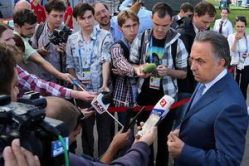 Министр спорта РФ пообещал разобраться с российскими пловцами Министр спорта РФ пообещал разобраться с российскими пловцами