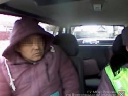 В Волгоградской области задержали водителя автобуса за взятку сотруднику ДПС В Волгоградской области задержали водителя автобуса за взятку сотруднику ДПС