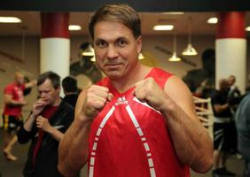 Олег Маскаев в 2015 году планирует вернуться на ринг