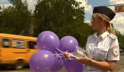 В Волгограде автоинспекторы поздравили ребят с Днем защиты детей В Волгограде автоинспекторы поздравили ребят с Днем защиты детей