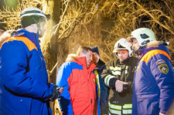 В Волгограде жильцы дома, где прогремел взрыв газа, забирают свои вещи