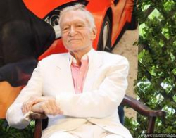 Со страниц Playboy исчезнут фото полностью обнаженных девушек