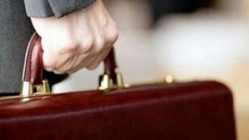 В России срок работы чиновников хотят ограничить 10 годами