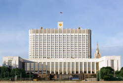 Минсельхозу России выделено 1,35 млрд рублей на тепличные комплексы и молочные фермы 