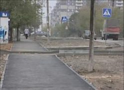 В Волгограде дорожный ремонт продолжается на 17 улицах В Волгограде дорожный ремонт продолжается на 17 улицах