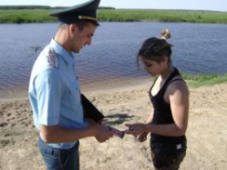 Сотрудники МЧС напомнили жителям Волгоградской области о правилах поведения на природе