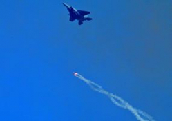 США испытывают новую ядерную бомбу США испытывают новую ядерную бомбу