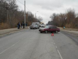 В Волгограде в тройном ДТП пострадали два человека В Волгограде в тройном ДТП пострадали два человека