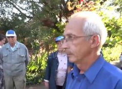 Жители подмосковного поселка просят защиты от семьи Навального 