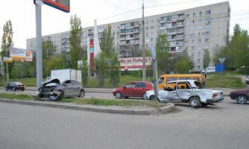 В Волгограде «семерка»-ВАЗ не пропустила иномарку: двое госпитализированы В Волгограде «семерка»-ВАЗ не пропустила иномарку: двое госпитализированы