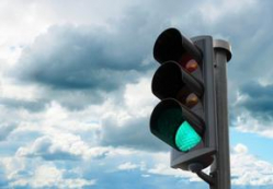 В Волгограде светофоры настроят на «зеленую волну»