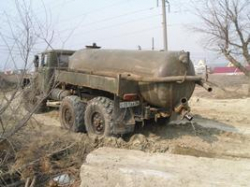 В Волгограде компании-ассенизаторы сливают ЖБО на почву В Волгограде компании-ассенизаторы сливают ЖБО на почву